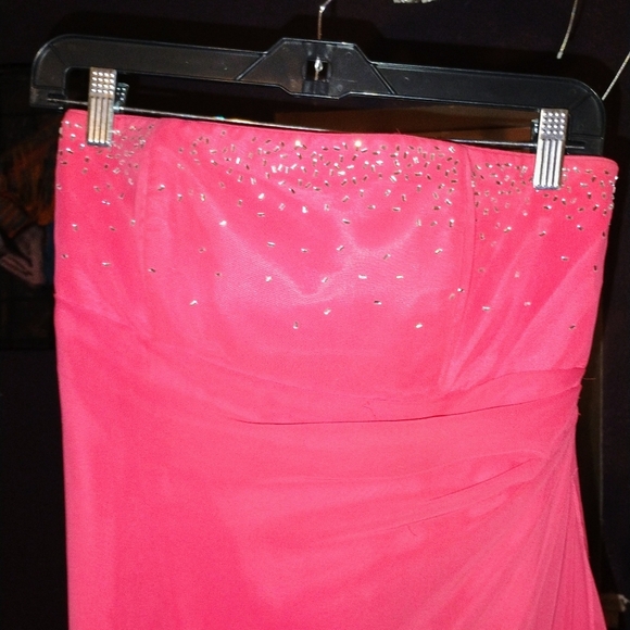 Women's Cache Formal Maxi Ball Gown/Prom Dress Sparkle Rouched Coral Size 2 - Picture 3 of 11